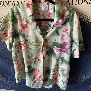 3/$30 💓 Vintage Alfred Dunner Sage Bouquet Top
